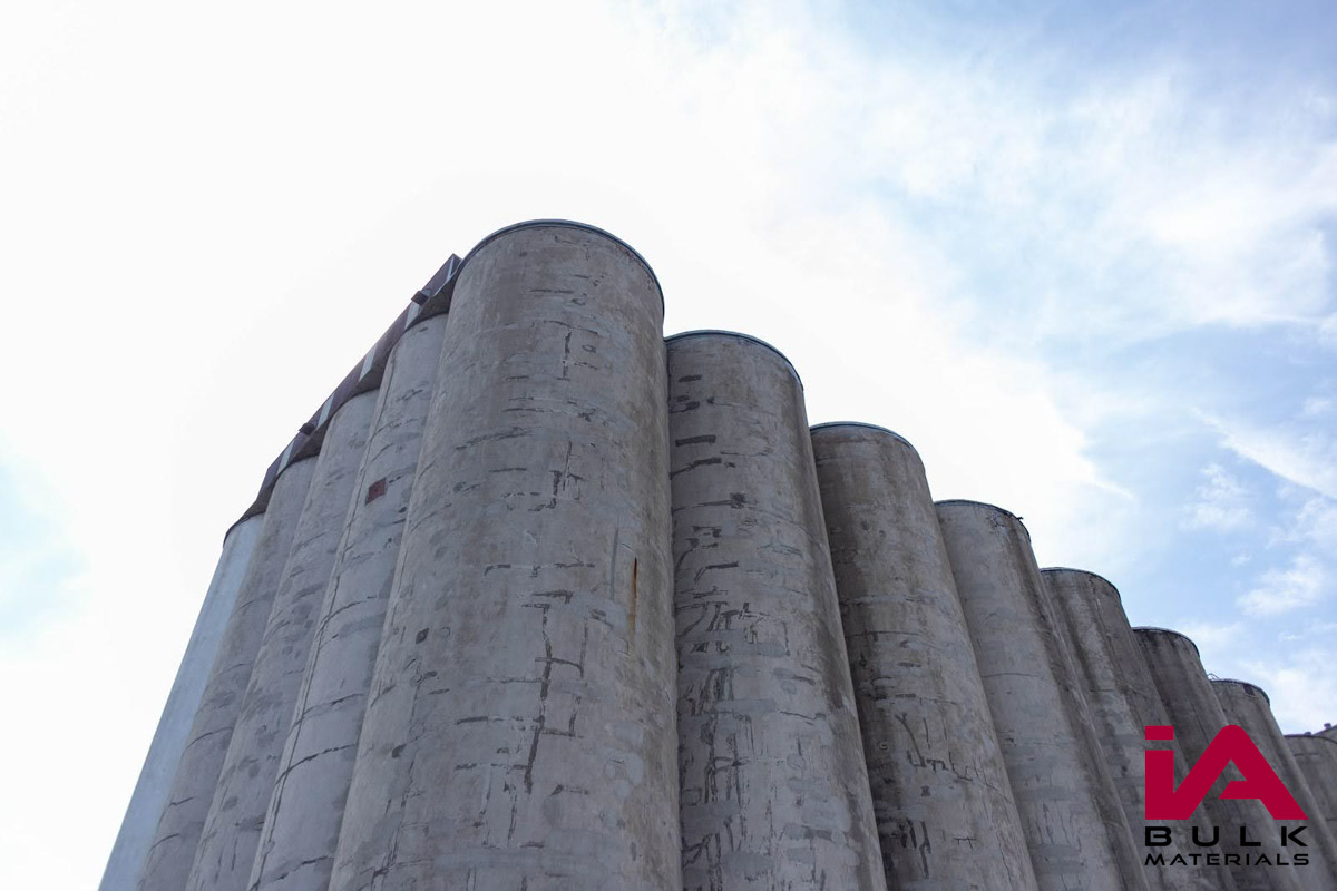 Using remote operated vehicles to clean bulk storage structures in Houston TX